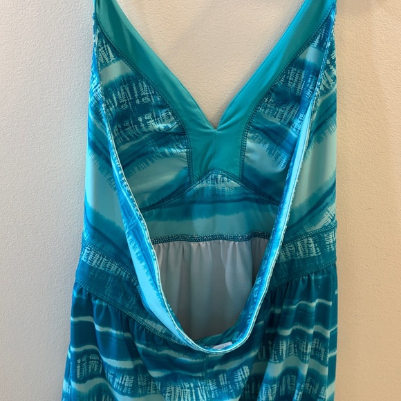 The North Face Teal and White Striped Dress - Picture 6 of 6